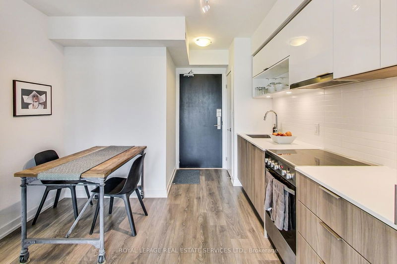 Preview image for 159 Wellesley St E #710, Toronto