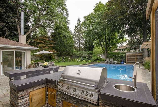 Preview image for 67 Bannatyne Dr, Toronto