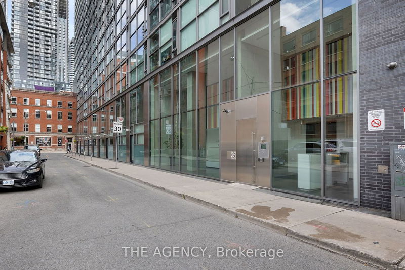 Preview image for 25 Oxley St #708, Toronto