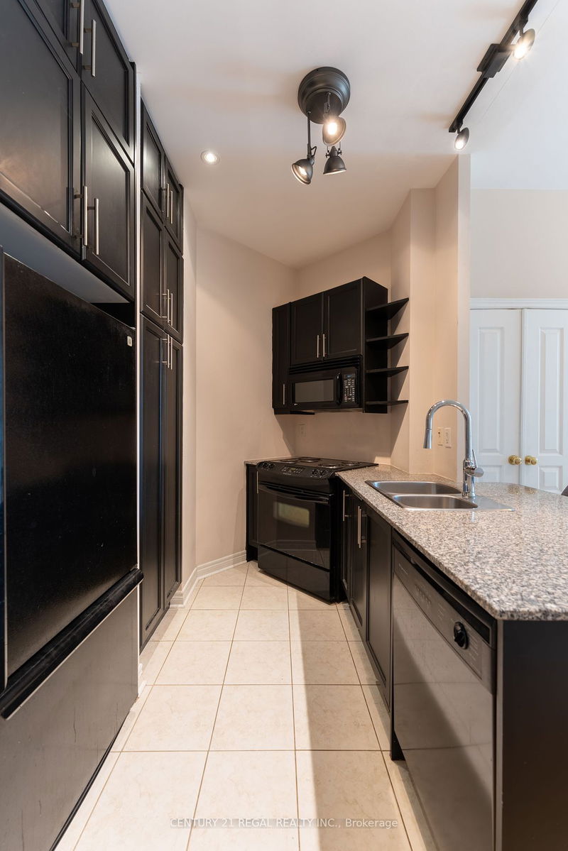 Preview image for 100 Hayden St #404, Toronto