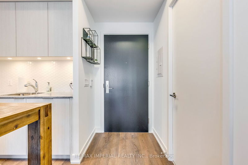 Preview image for 158 Front St E #409, Toronto