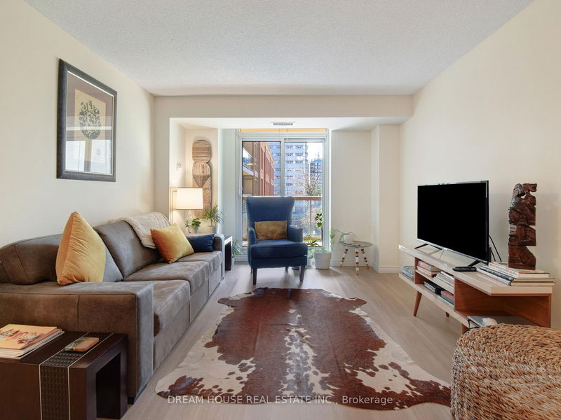Preview image for 900 Mount Pleasant Rd #308, Toronto