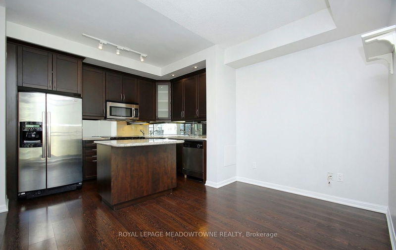 Preview image for 628 Fleet St #916, Toronto