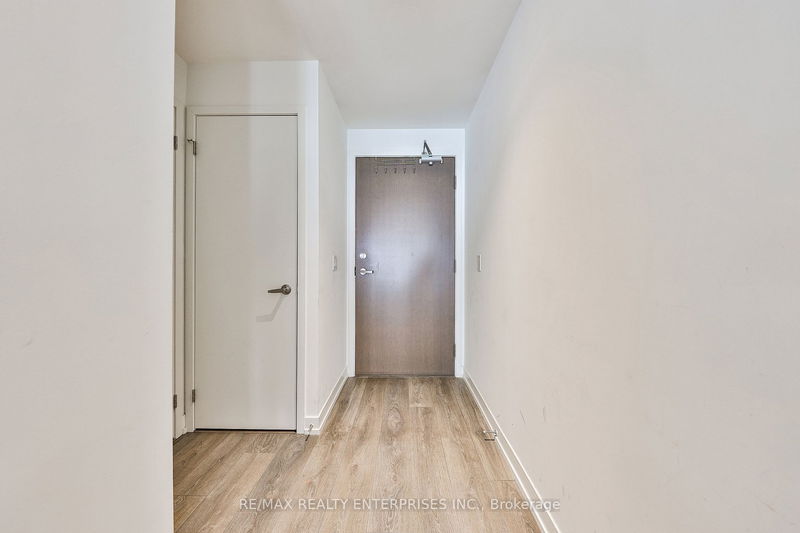 Preview image for 15 Lower Jarvis St #906, Toronto