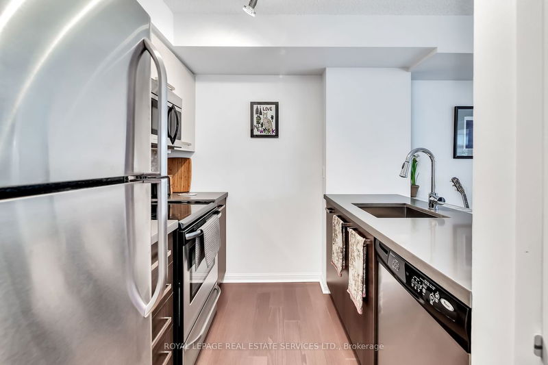 Preview image for 11 St Joseph St #219, Toronto