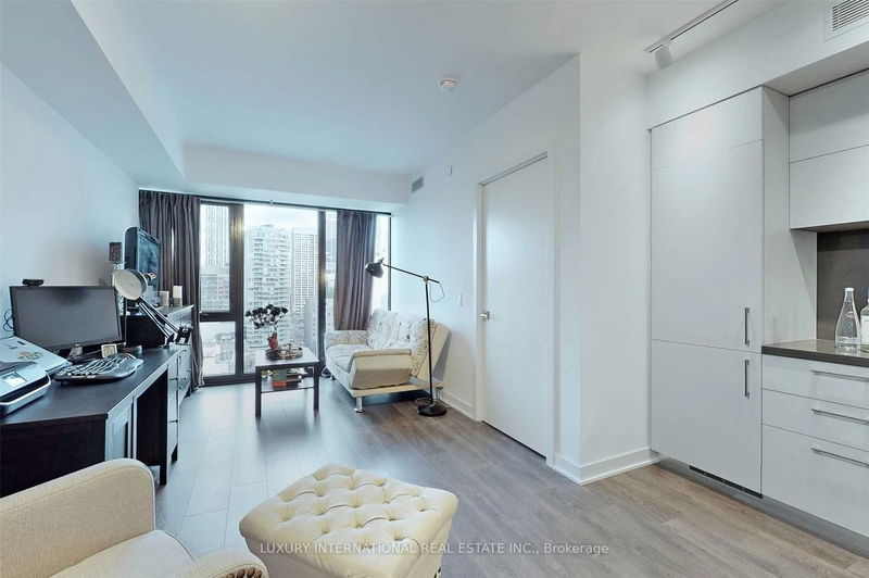 Preview image for 188 Cumberland St #1703, Toronto