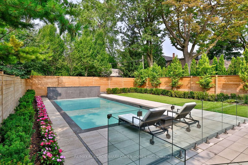 Preview image for 332 Russell Hill Rd, Toronto