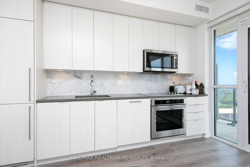 Preview image for 38 Iannuzzi St #2202, Toronto