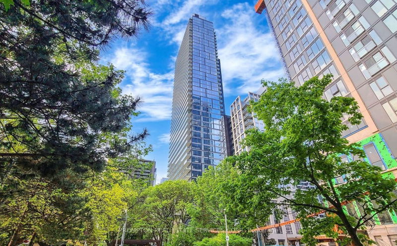 Preview image for 3 Gloucester St #Ph02, Toronto