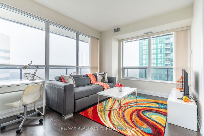 Preview image for 2 Anndale Dr #1510, Toronto