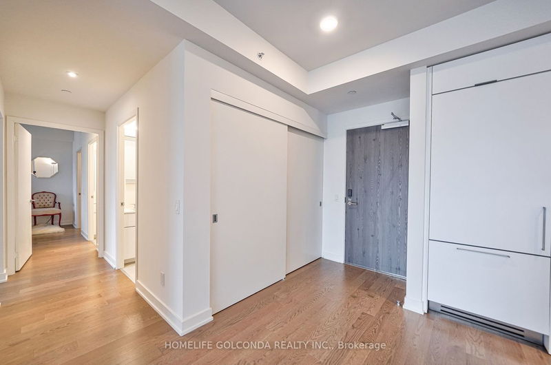 Preview image for 20 Lombard St #3804, Toronto