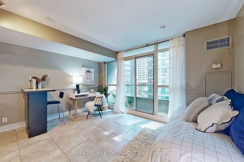 Preview image for 600 Fleet St #630, Toronto