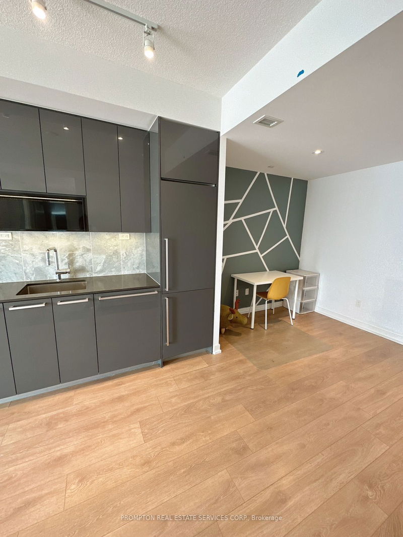 Preview image for 115 Mcmahon Dr #3901, Toronto