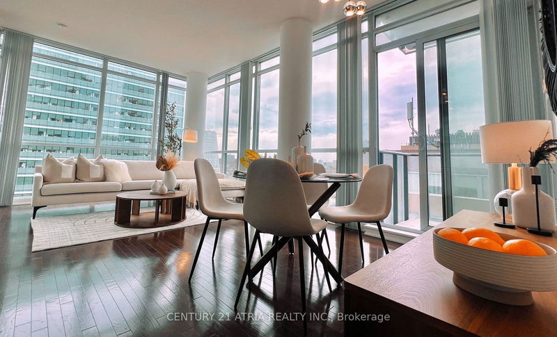 Preview image for 770 Bay St #1212, Toronto
