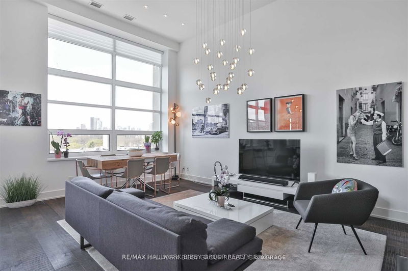 Preview image for 111 St Clair Ave W #819, Toronto