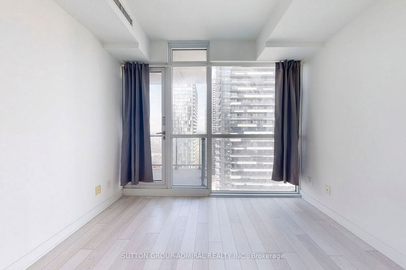 Preview image for 290 Adelaide St W #2703, Toronto