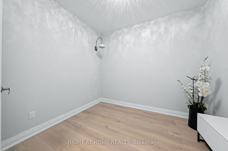 Preview image for 628 Fleet St #803, Toronto