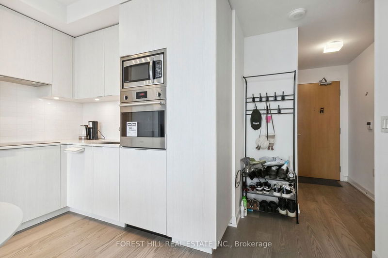 Preview image for 11 Wellesley St W #3011, Toronto