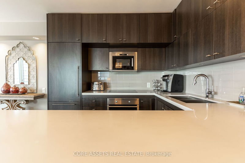 Preview image for 155 Yorkville Ave #2713, Toronto