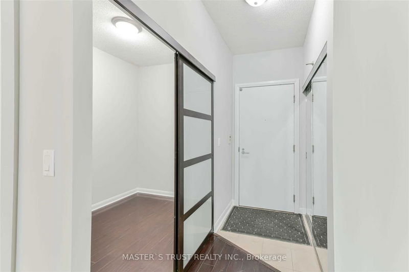 Preview image for 111 Elizabeth St #1238, Toronto