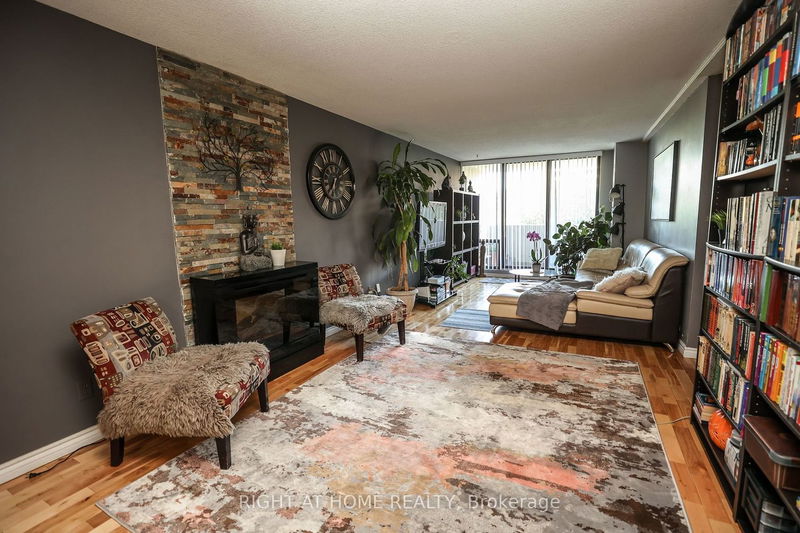 Preview image for 10 Tangreen Crt #506, Toronto