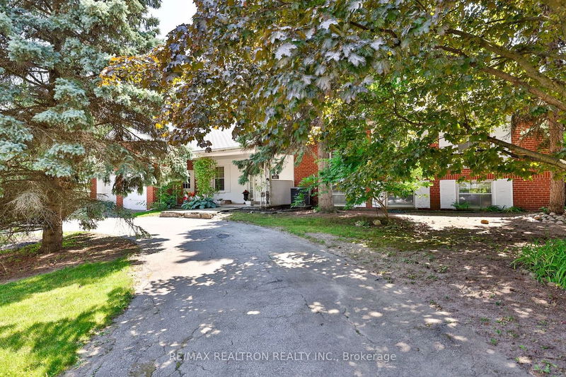 Preview image for 33 Suncrest Dr, Toronto