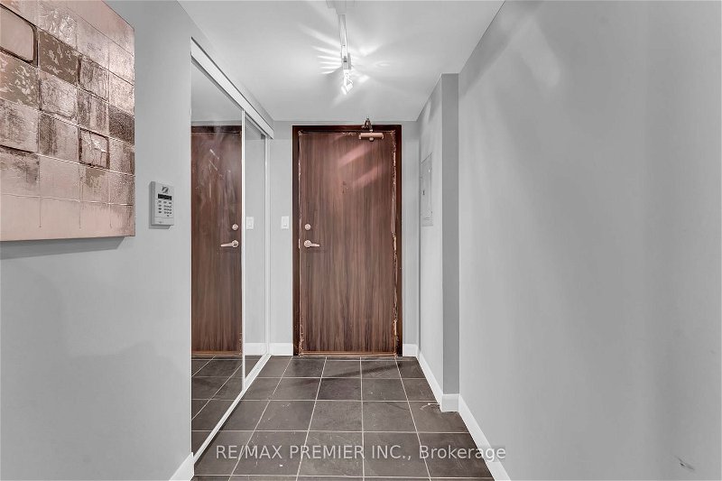 Preview image for 210 Victoria St #4407, Toronto