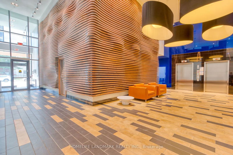 Preview image for 111 Bathurst St #1011, Toronto