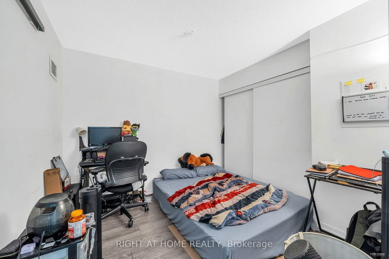 Preview image for 36 Lisgar St #619W, Toronto