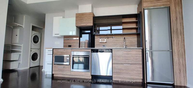 Preview image for 75 St Nicholas St #1609, Toronto