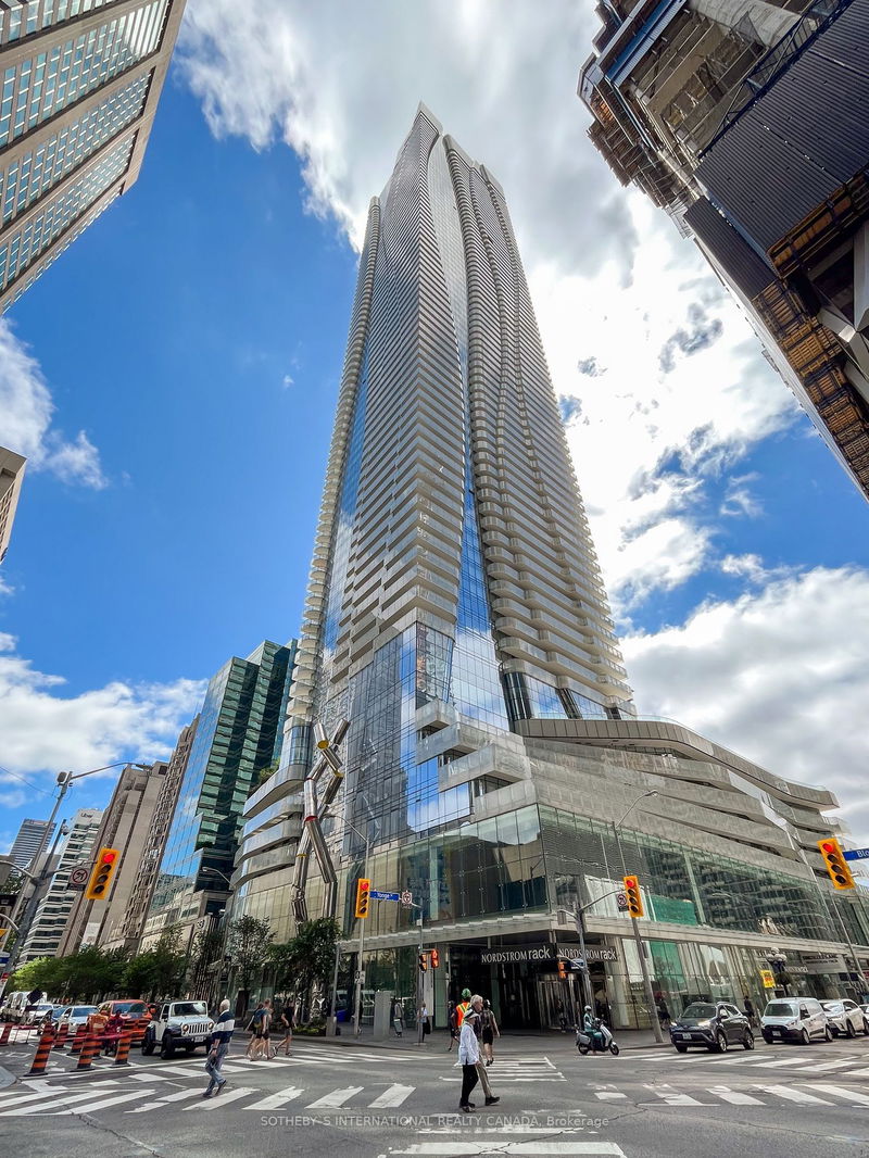 Preview image for 1 Bloor St E #1812, Toronto