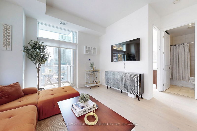 Preview image for 21 Balmuto St #3101, Toronto