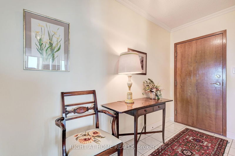Preview image for 268 Ridley Blvd #1616, Toronto