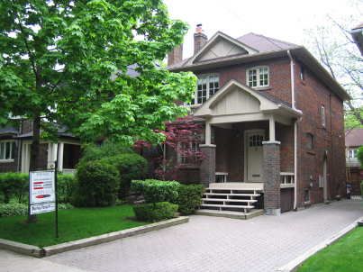 Preview image for 24 Kilbarry Rd, Toronto