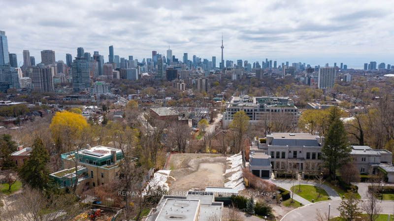 Preview image for 21 Ardwold Gate, Toronto