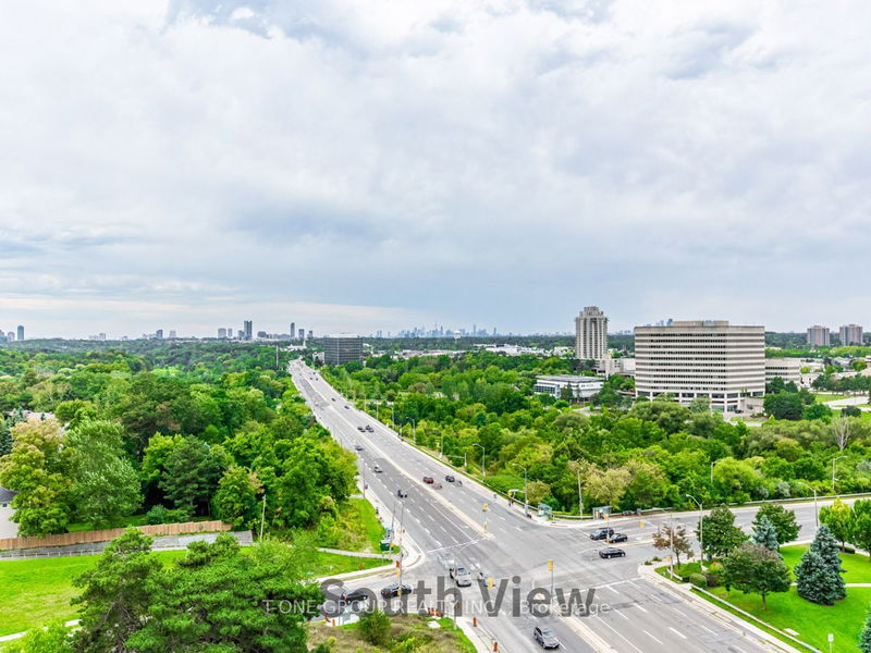 Preview image for 18 Graydon Hall Dr #1103, Toronto
