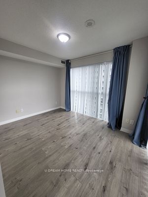 Preview image for 275 Yorkland Rd #1804, Toronto