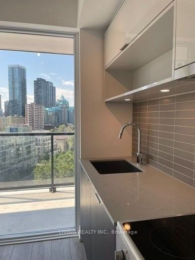 Preview image for 159 Wellesley St E #1109, Toronto