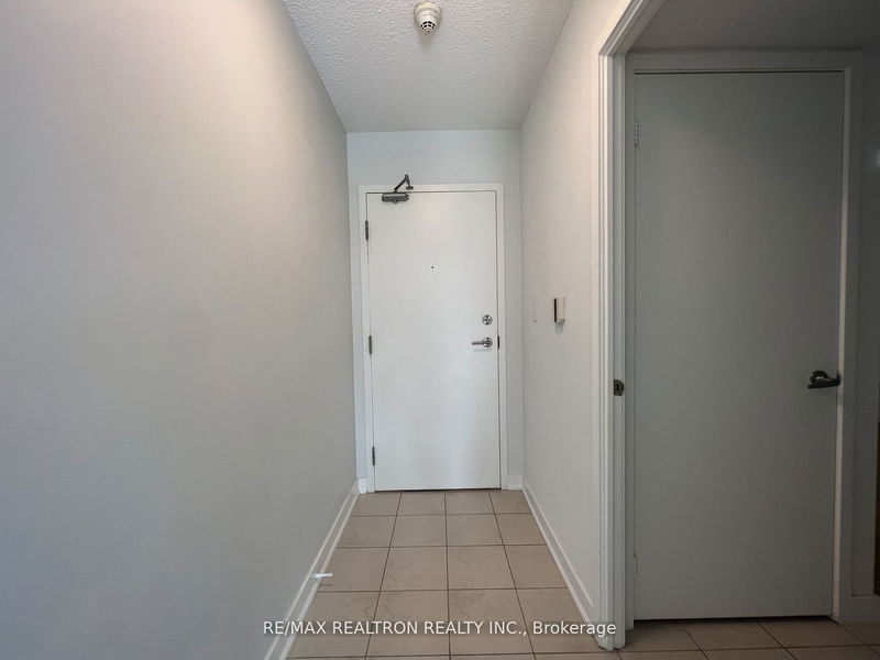 Preview image for 11 Brunel Crt #916, Toronto