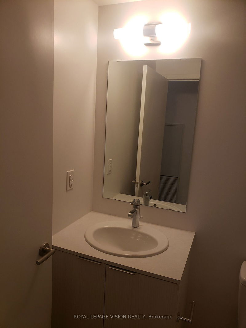 Preview image for 11 Wellesley St W #3010, Toronto