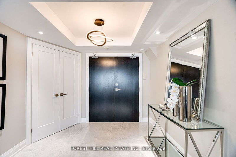 Preview image for 240 Heath St W #901, Toronto