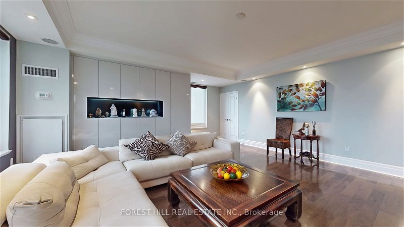 Preview image for 35 Balmuto St #3401, Toronto