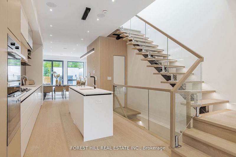 Preview image for 511 Woburn Ave, Toronto