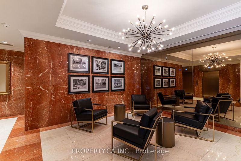 Preview image for 164 Cumberland St #402, Toronto