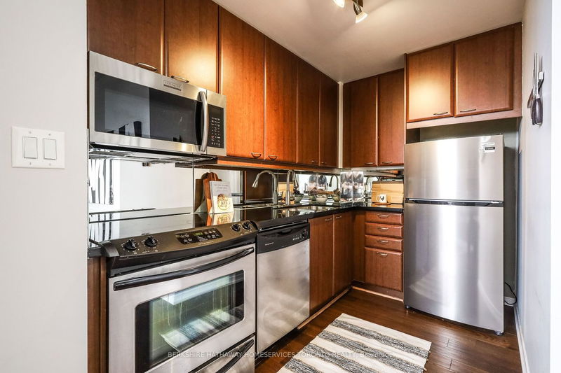 Preview image for 308 Palmerston Ave #Ph18, Toronto