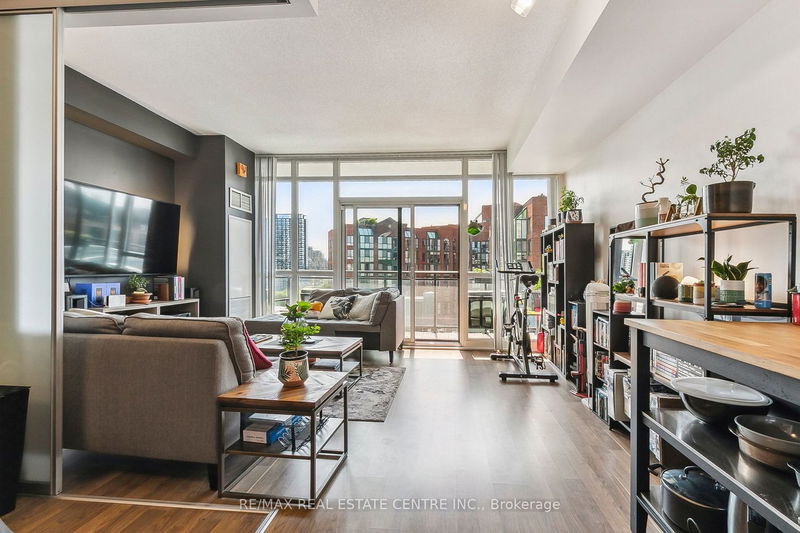 Preview image for 775 King St W #906, Toronto