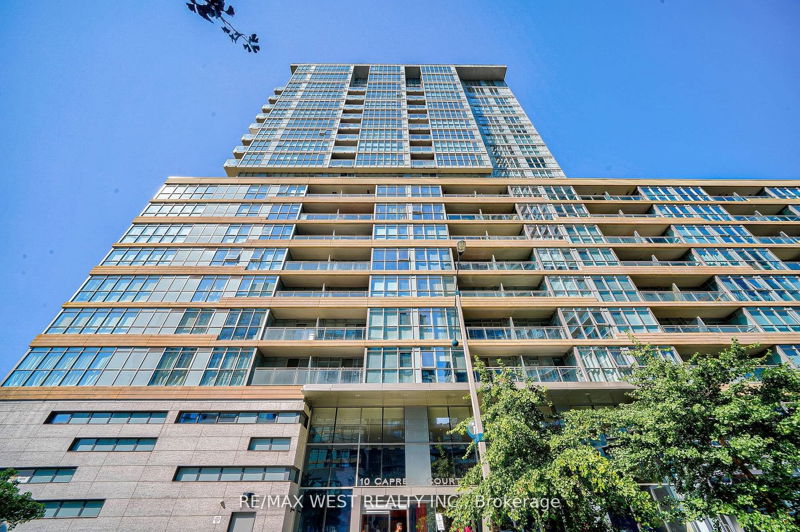 Preview image for 10 Capreol Crt #621, Toronto