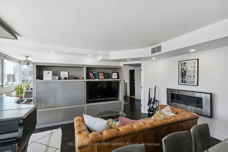 Preview image for 7 Broadway Ave S #701, Toronto