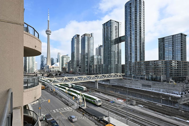 Preview image for 550 Front St W #603, Toronto