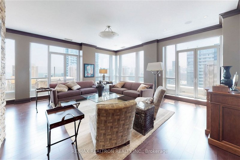 Preview image for 761 Bay St #4001, Toronto